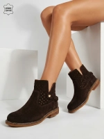 Темно-коричневий