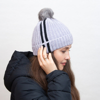 голубий сірий