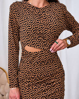 коричневий || чорний || світло-коричневий