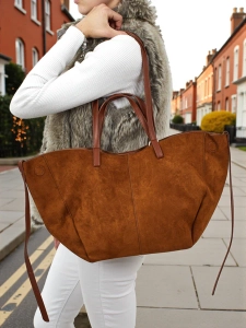 коричневый