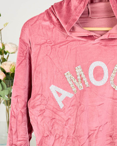 тёмно-розовый || розовый