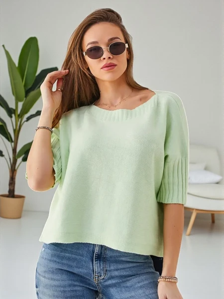 Ройалфешн Женский свитер из вискозы с короткими рукавами