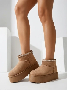 світло-коричневий