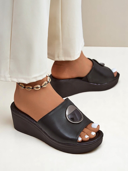 Royalfashion Женские босоножки на танкетке Elira