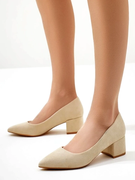 Royalfashion Жіночі туфлі на низькому каблуці Bosanna