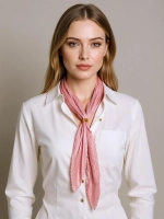 Світло-рожевий