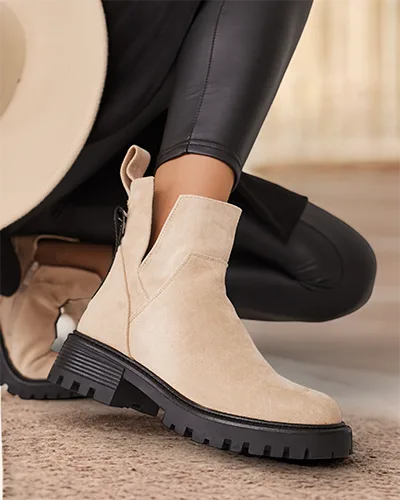 Royalfashion Жіночі черевики з вирізом Gorgie