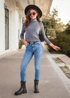 голубий сірий