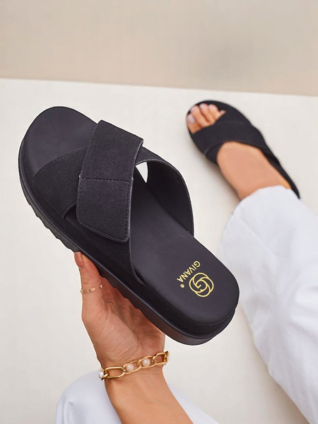 Royalfashion Женские босоножки на плоской подошве Evre