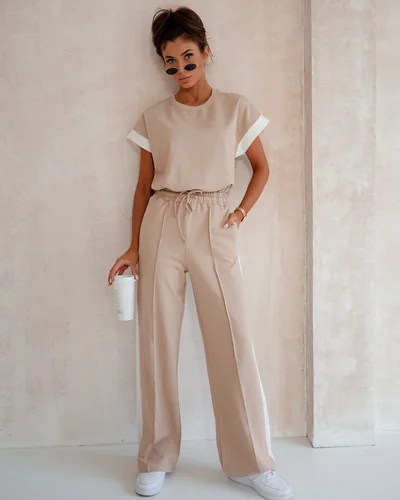 Royalfashion Женский хлопковый комплект с короткими рукавами и расклешенными брюками