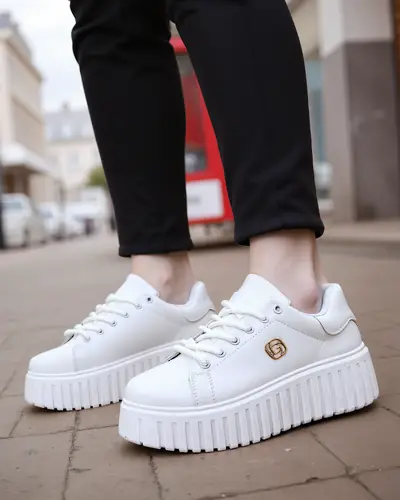 Royalfashion Женские платформенные кроссовки Zolio