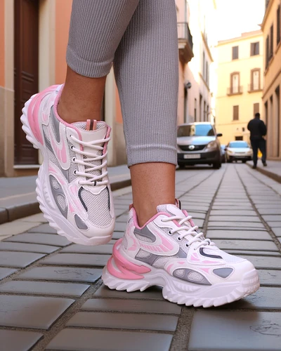 Royalfashion Женские кроссовки из лаковой экокожи Leysi