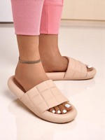 Світло-рожевий